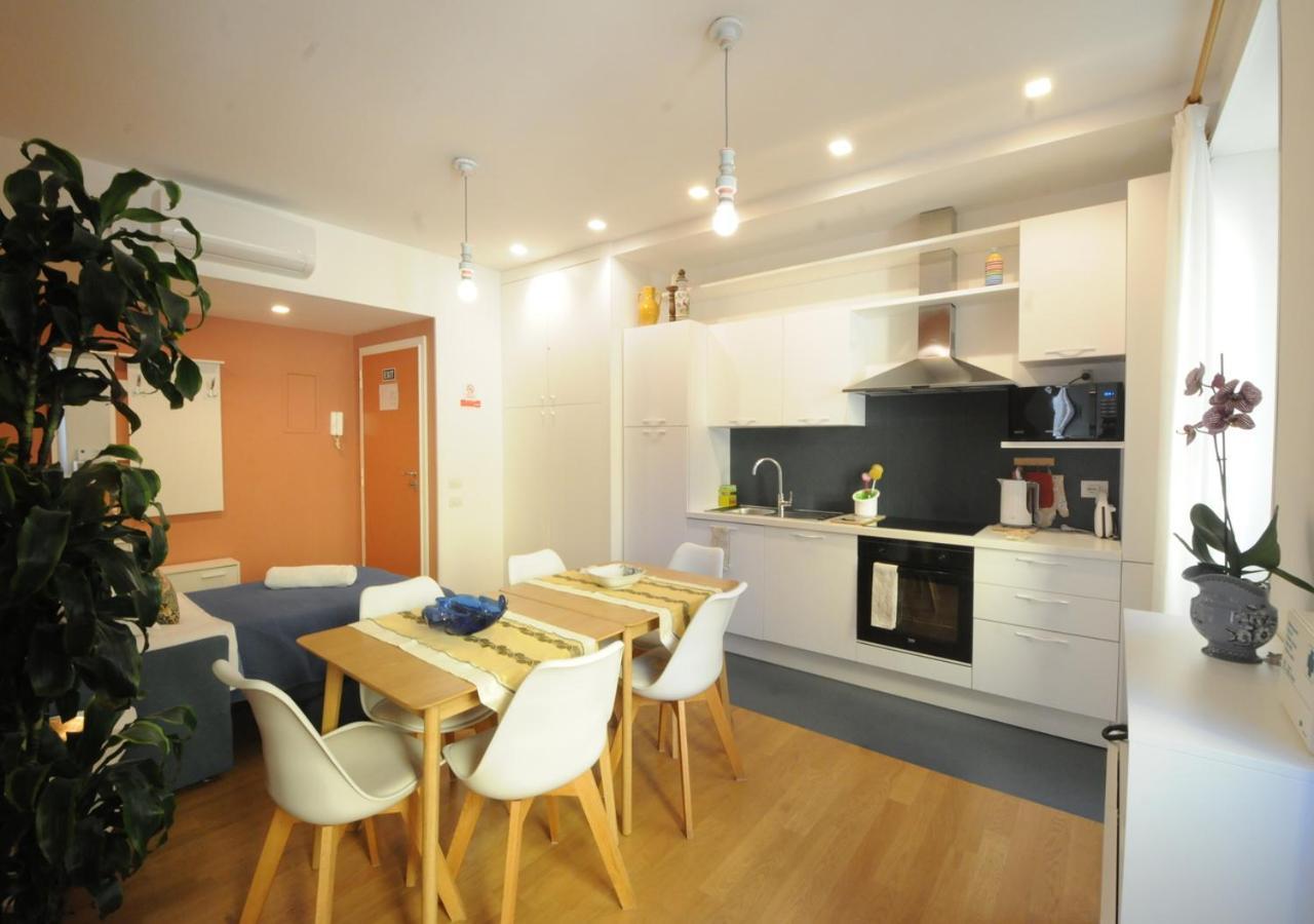 Apartamento Viaggio Da Bea Al Gianicolo Roma Exterior foto